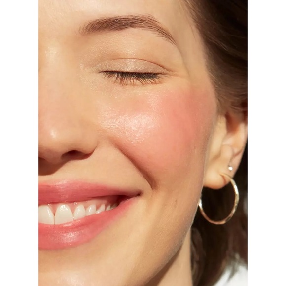 Beautycounter ‘ROSEBUD’ Cheeky Clean Cream Blush - Picture 3 of 9